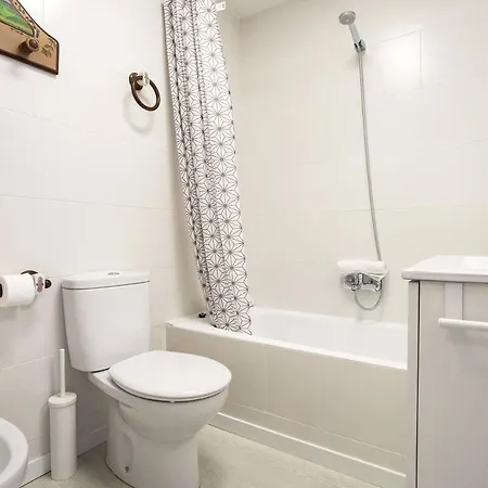 Con Piscinas, Terraza Privada, Parking Y Tenis - Casa Olabide * Minneapolis